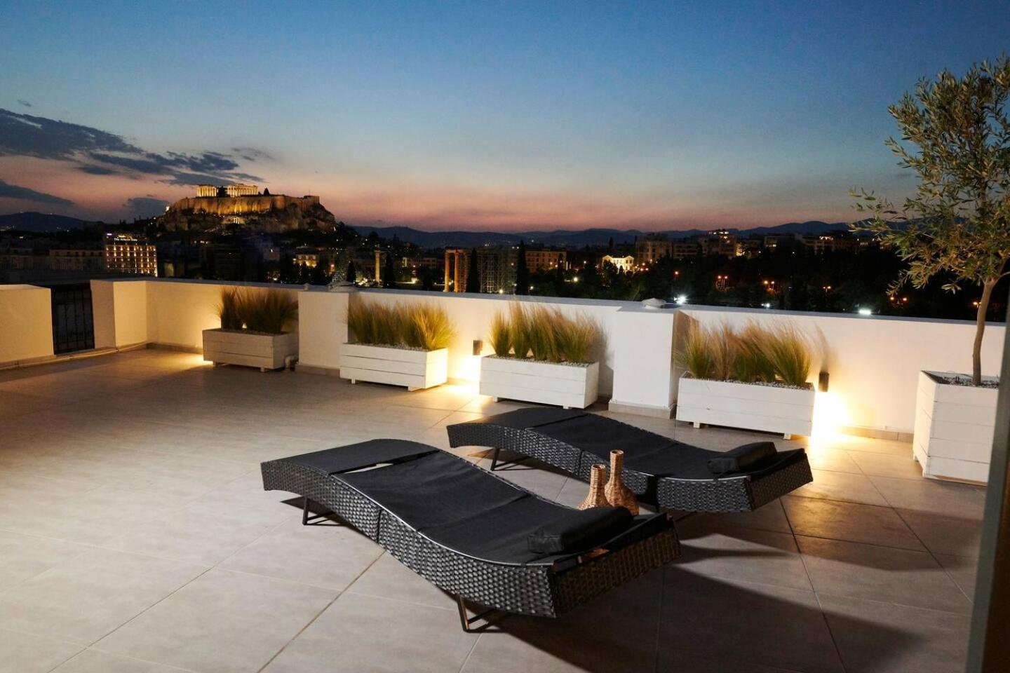 Ma Maison Acropolis Mansion: Penthouse With Rooftop Garden Near Acropolis Apartment