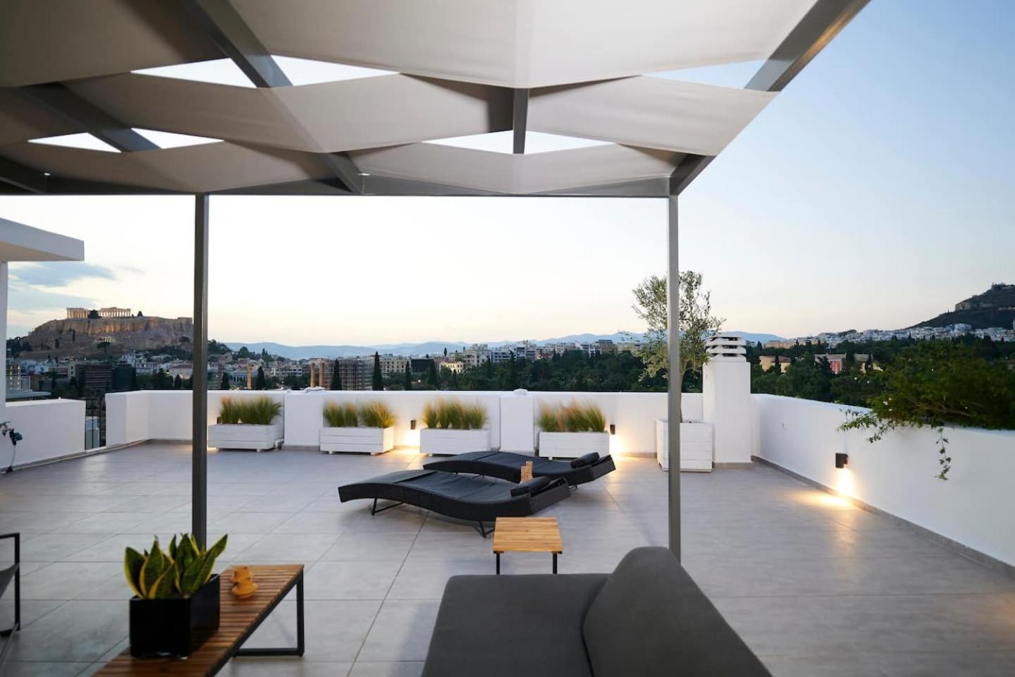 Ma Maison Acropolis Mansion: Penthouse With Rooftop Garden Near Acropolis Athens