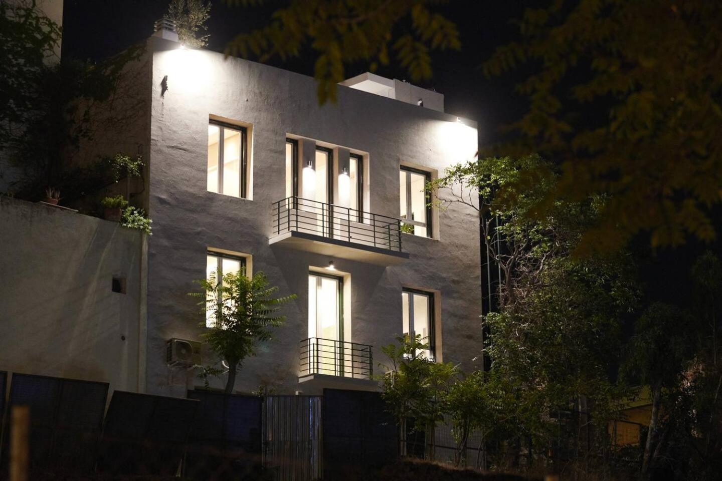 Ma Maison Acropolis Mansion: Penthouse With Rooftop Garden Near Acropolis Apartment *