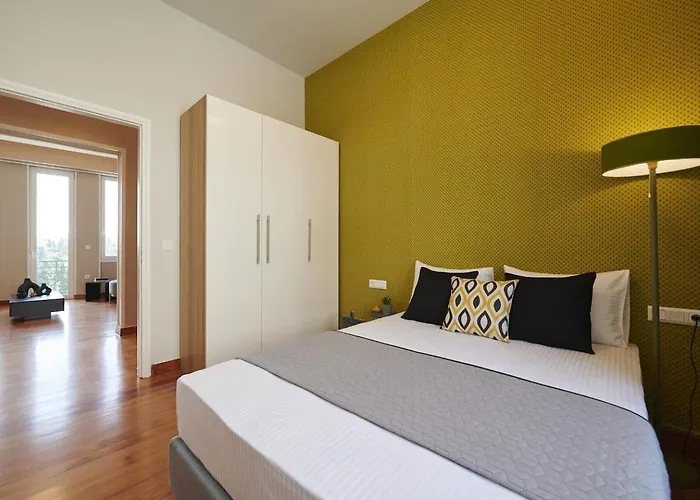 Ma Maison Acropolis Mansion, Penthouse Suite No7 With Exclusive Roof Garden, Ultra High Speed Internet 500 Mbps, 500 Meters From Acropolis