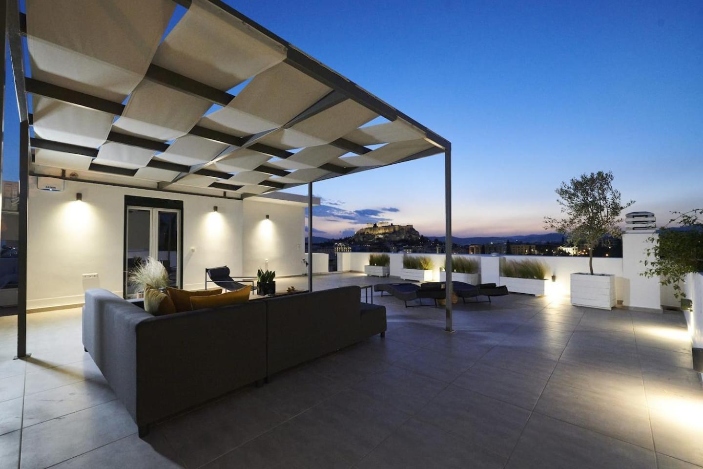 Ma Maison Acropolis Mansion, Penthouse No7 With Exclusive Roof Garden, Ultra High Speed Internet 500 Mbps, 500 Meters From Acropolis *